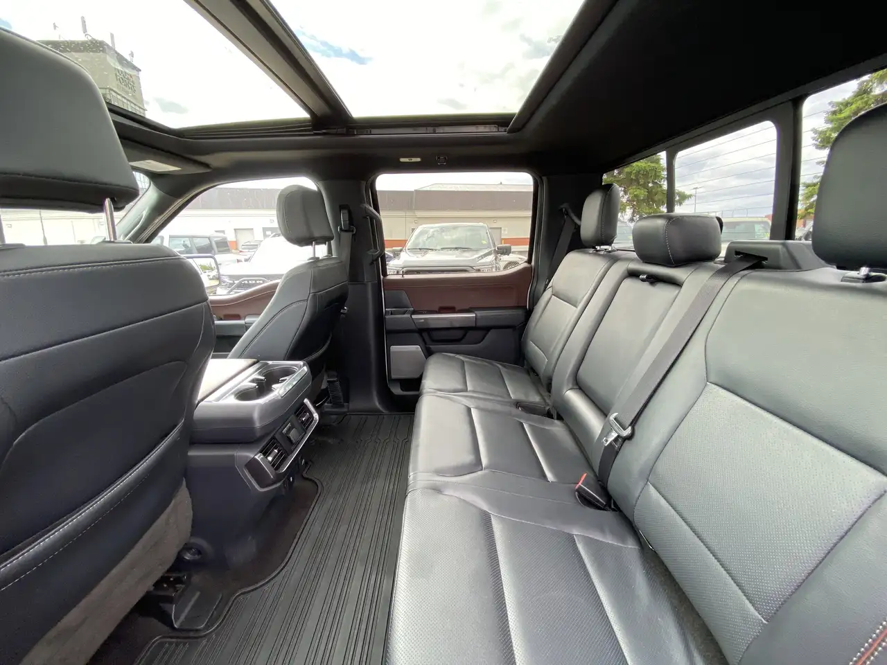Ford F-150 - Image 19