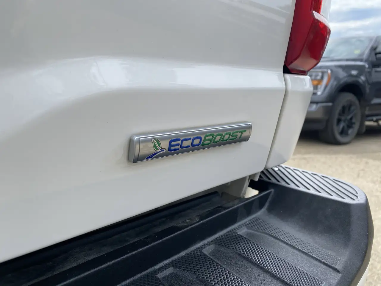 Ford F-150 - Image 25