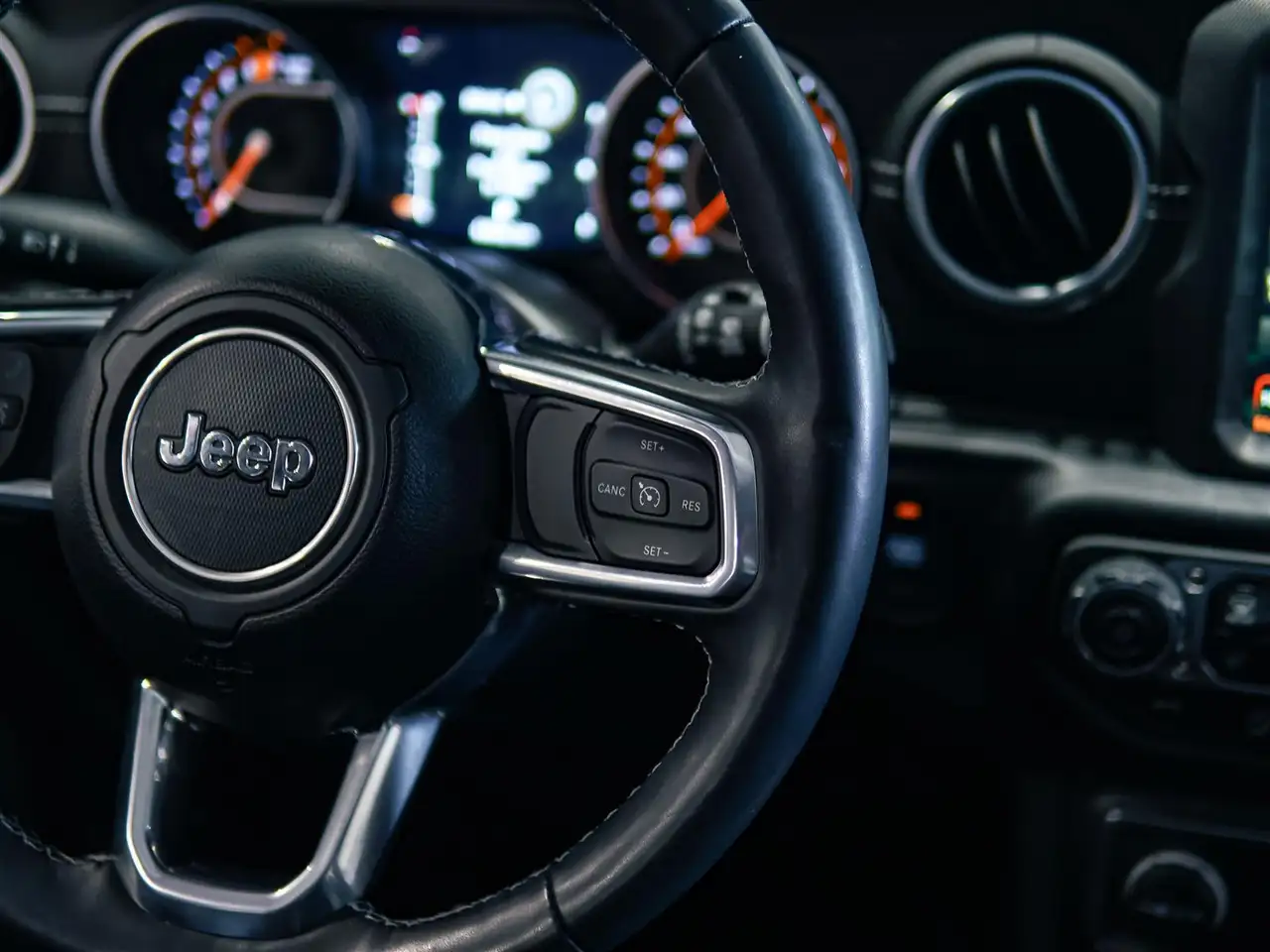 Jeep Wrangler - Image 24
