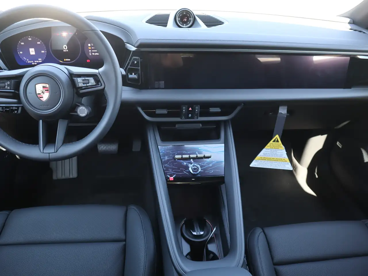 Porsche Macan - Image 16