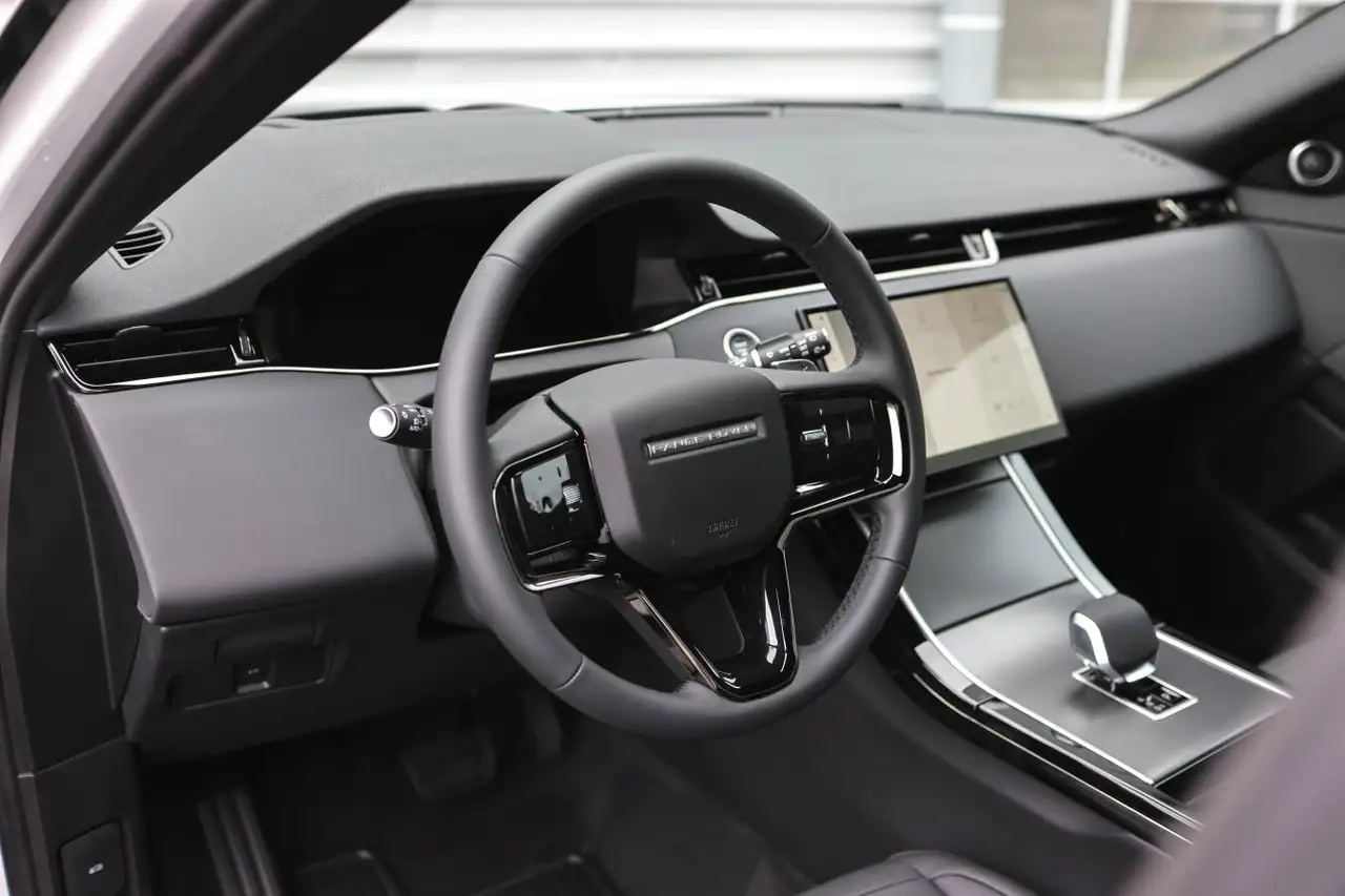 Land Rover Range Rover Evoque - Image 15