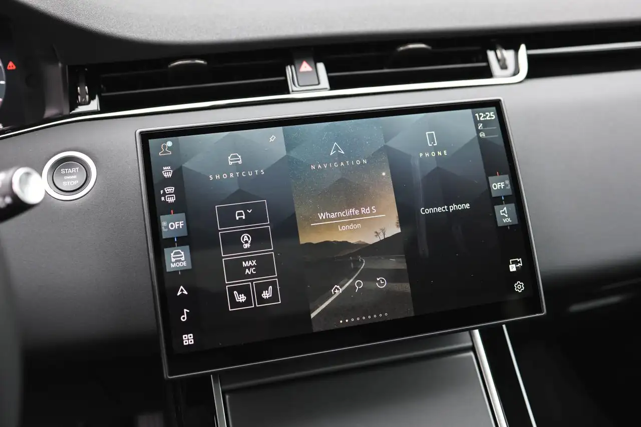 Land Rover Range Rover Evoque - Image 24