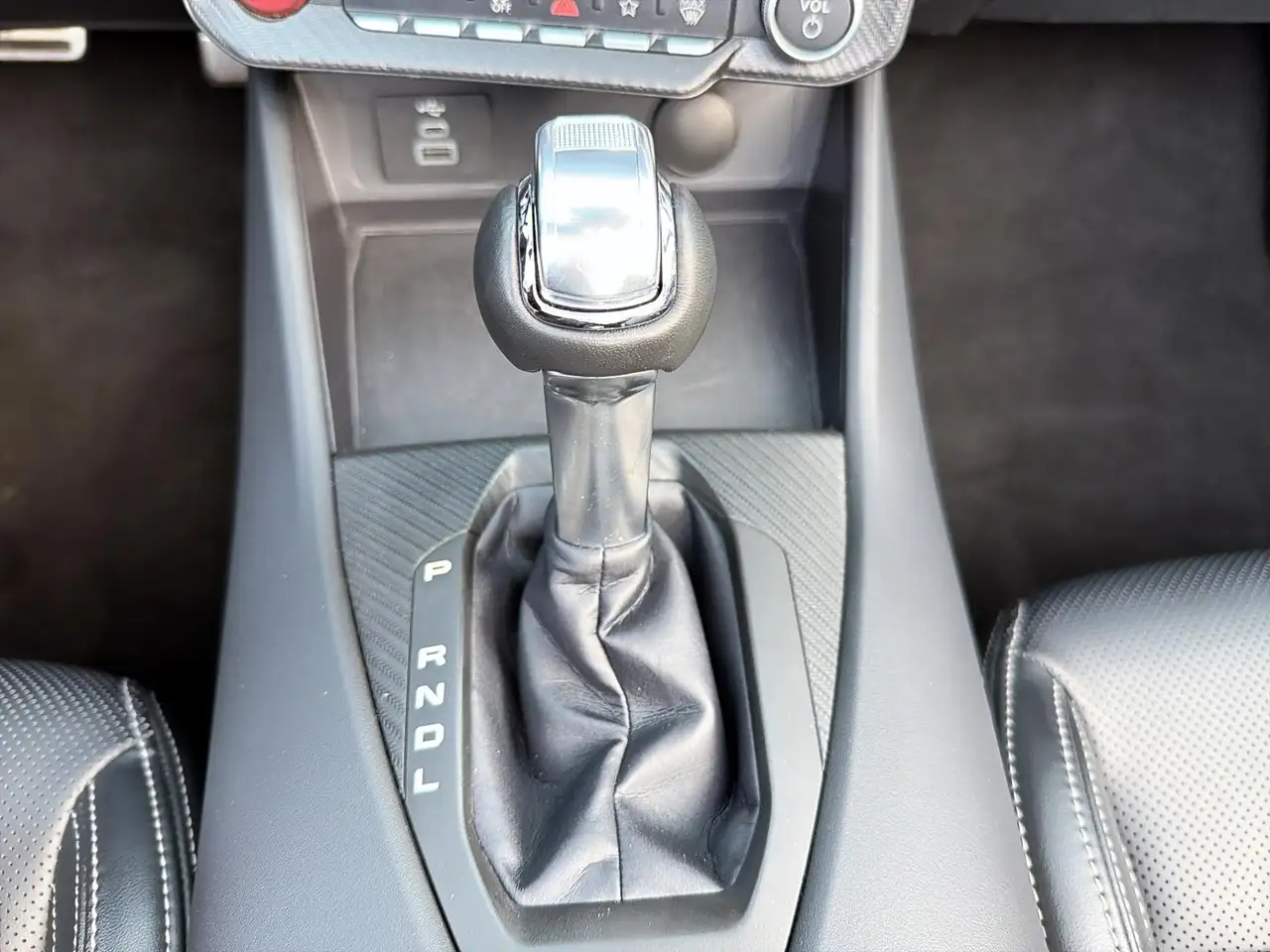 Ford Mustang - Image 22