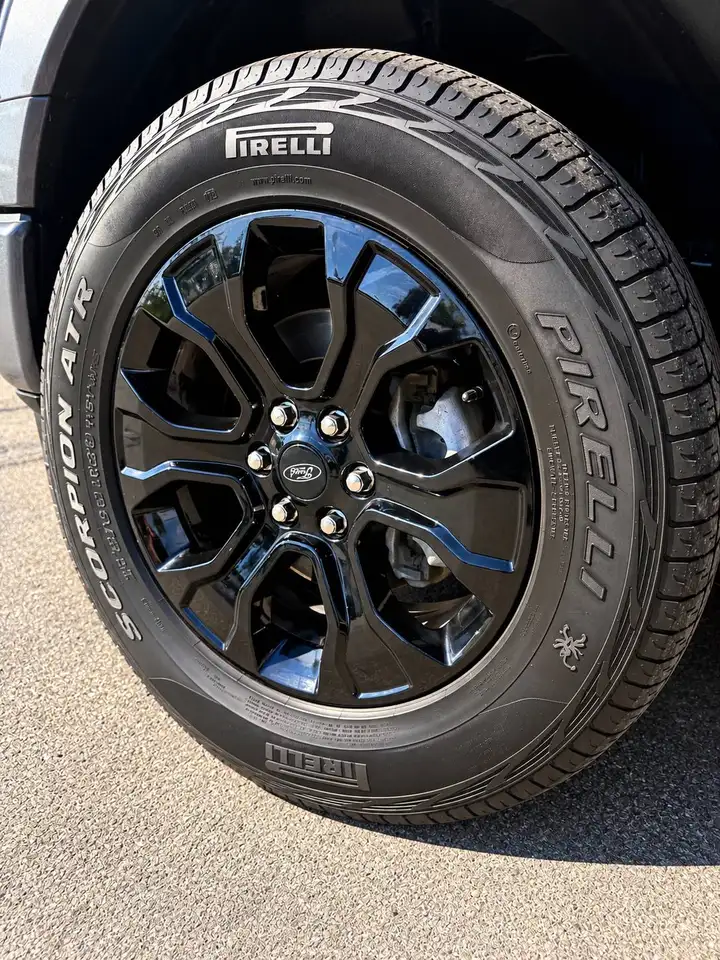 Ford F-150 - Image 30