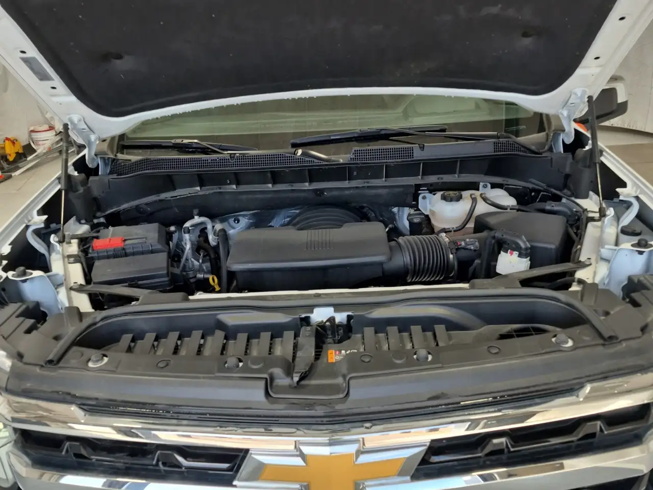 Chevrolet Silverado 1500 - Image 5