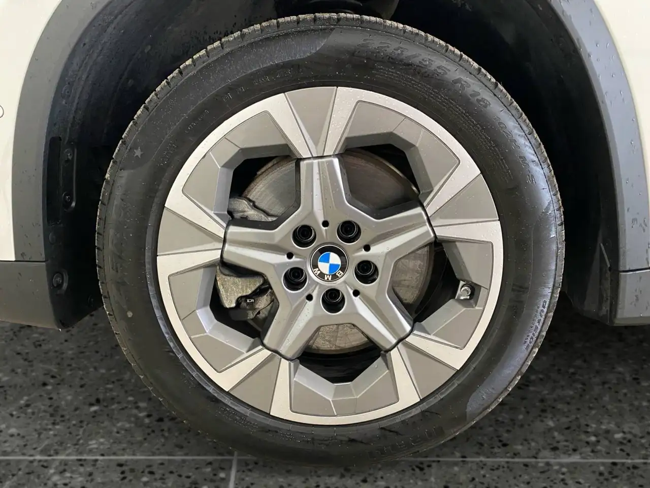 BMW X1 - Image 9
