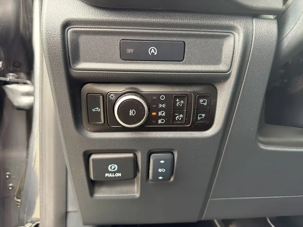 Ford F-150 - Image 13