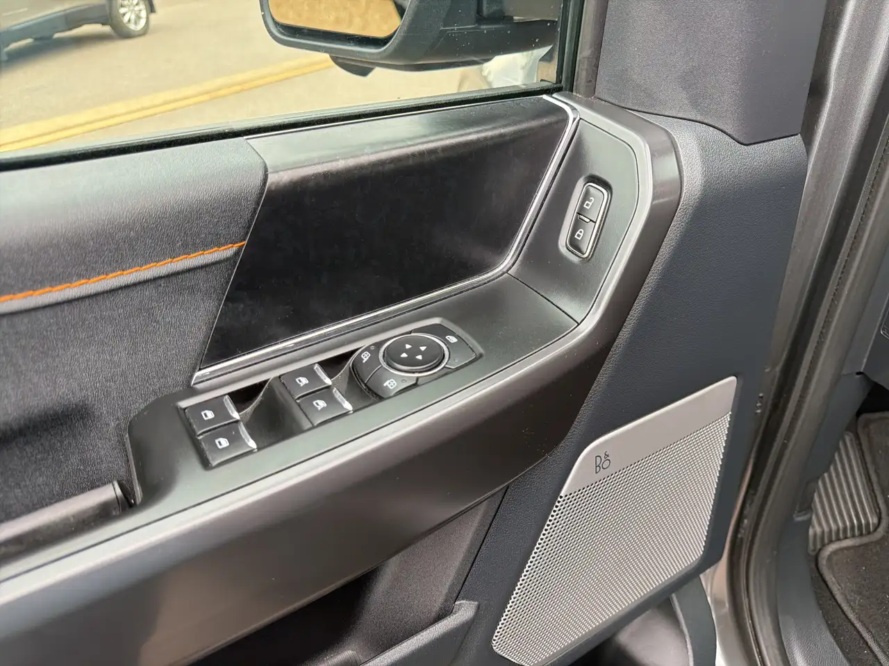 Ford F-150 - Image 11