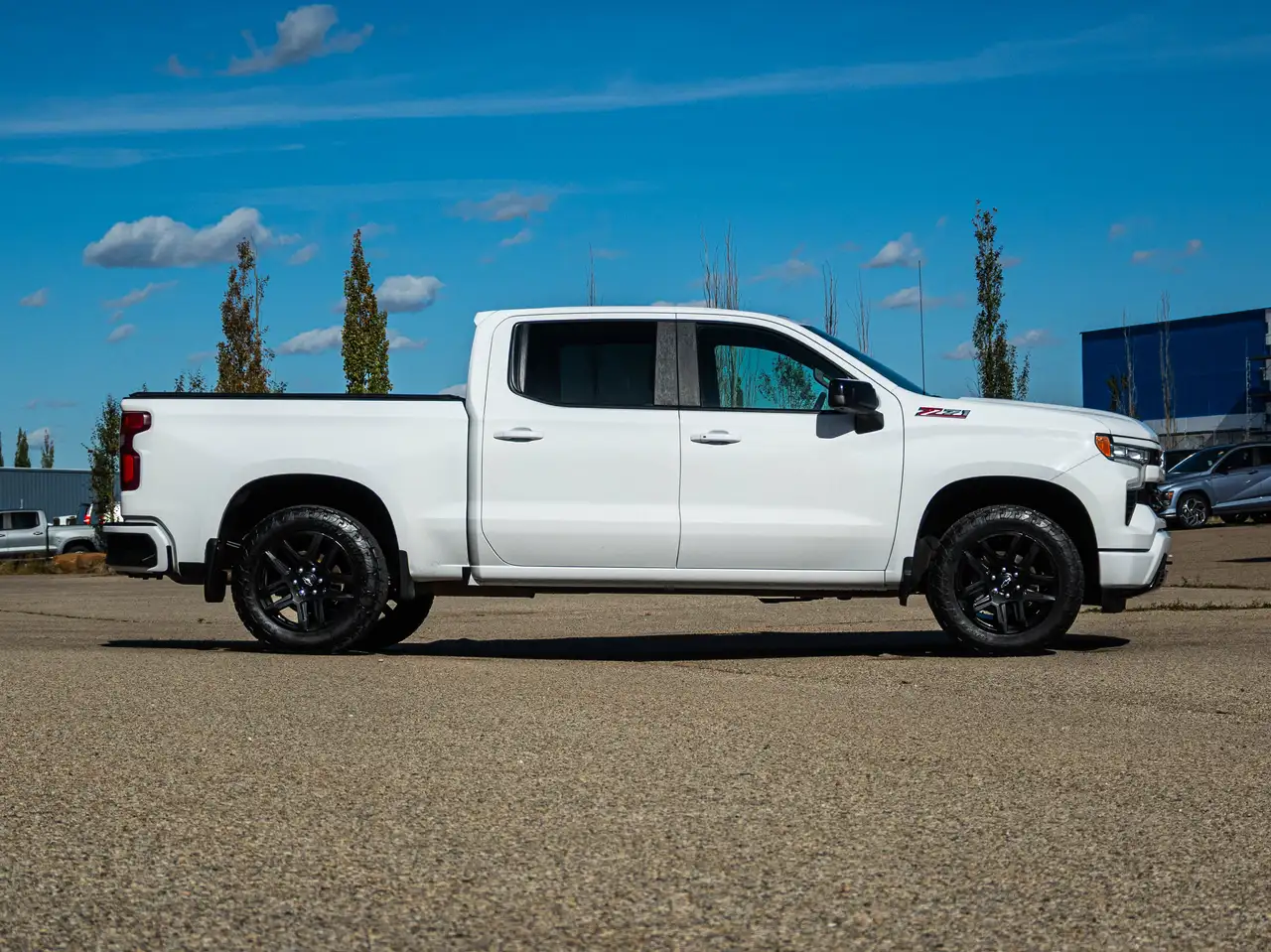 Chevrolet Silverado 1500 - Image 15