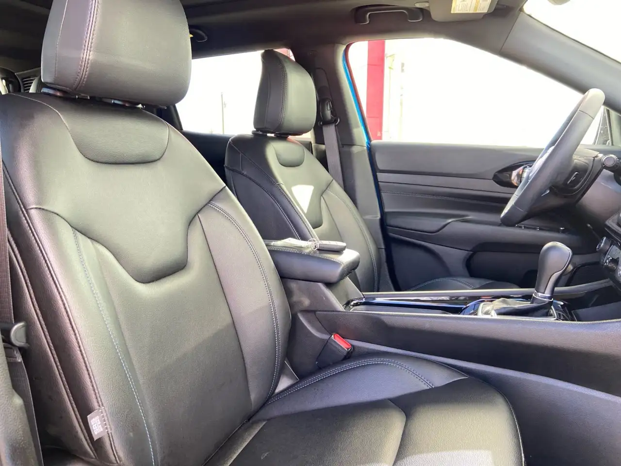 Jeep Compass - Image 25