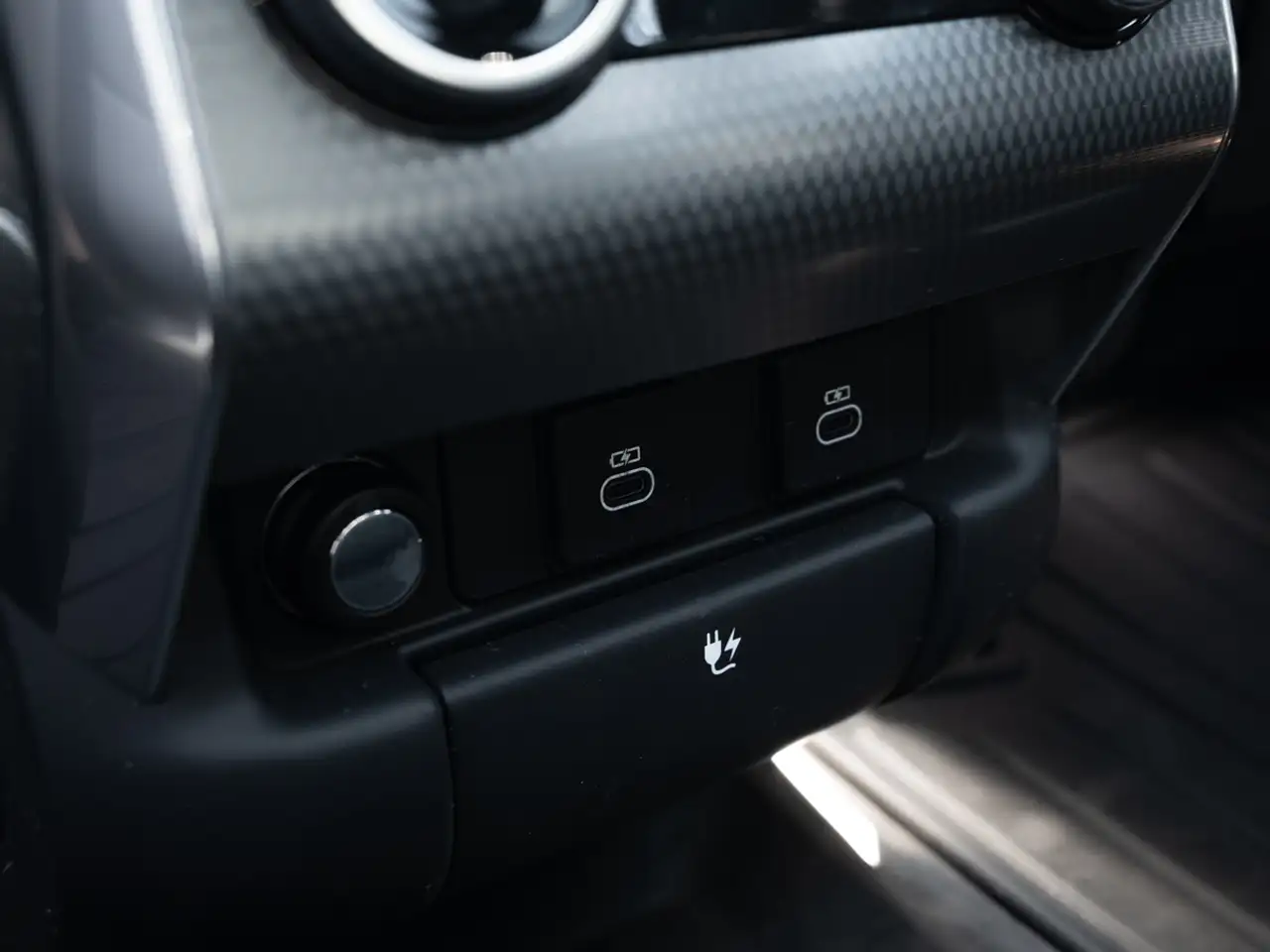 Land Rover Range Rover Sport - Image 15