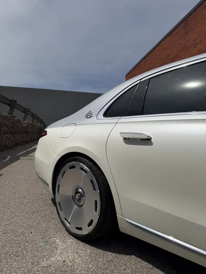 Mercedes-Benz S-Class - Image 3