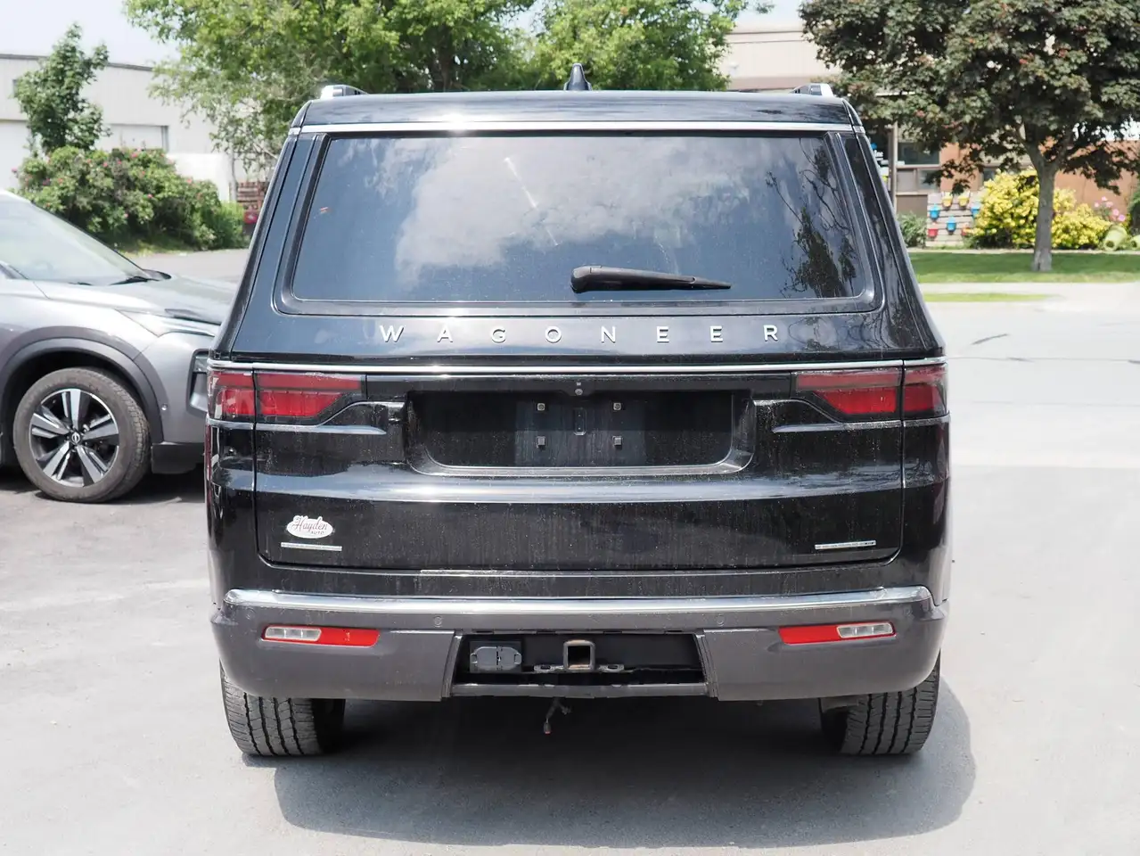 Jeep Wagoneer - Image 3