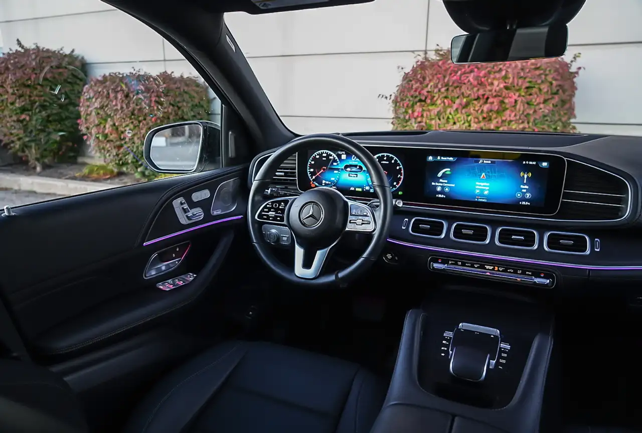 Mercedes-Benz GLE - Image 17