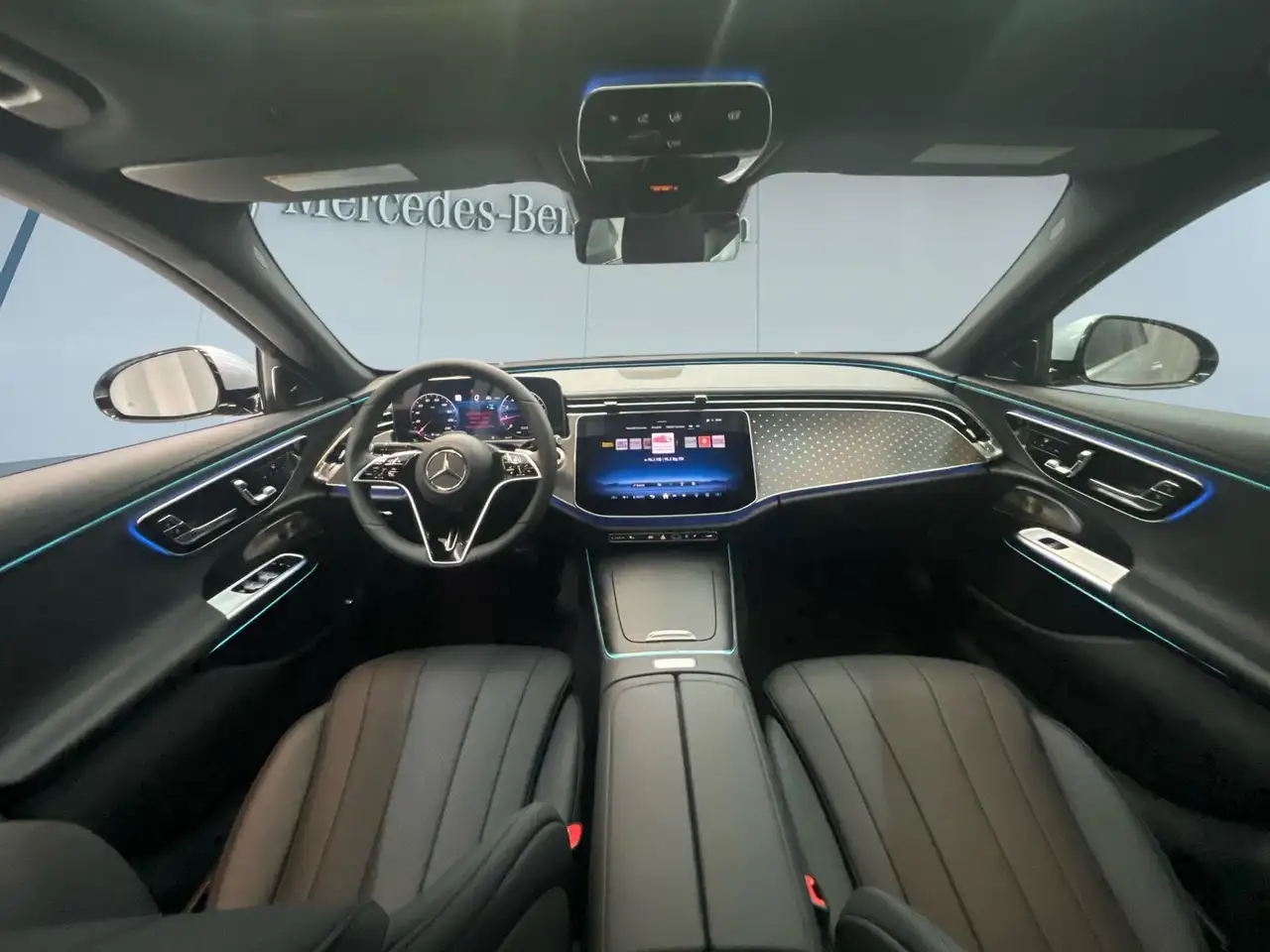 Mercedes-Benz E-Class - Image 22