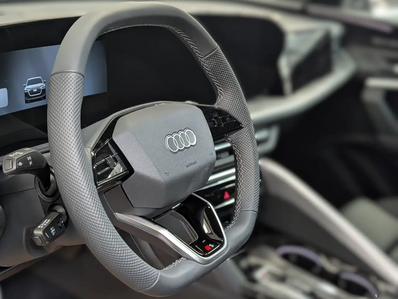 Audi Q5 - Image 9