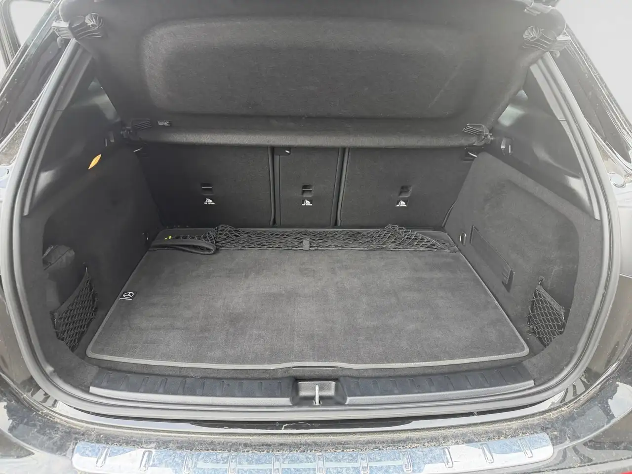 Mercedes-Benz GLA - Image 23