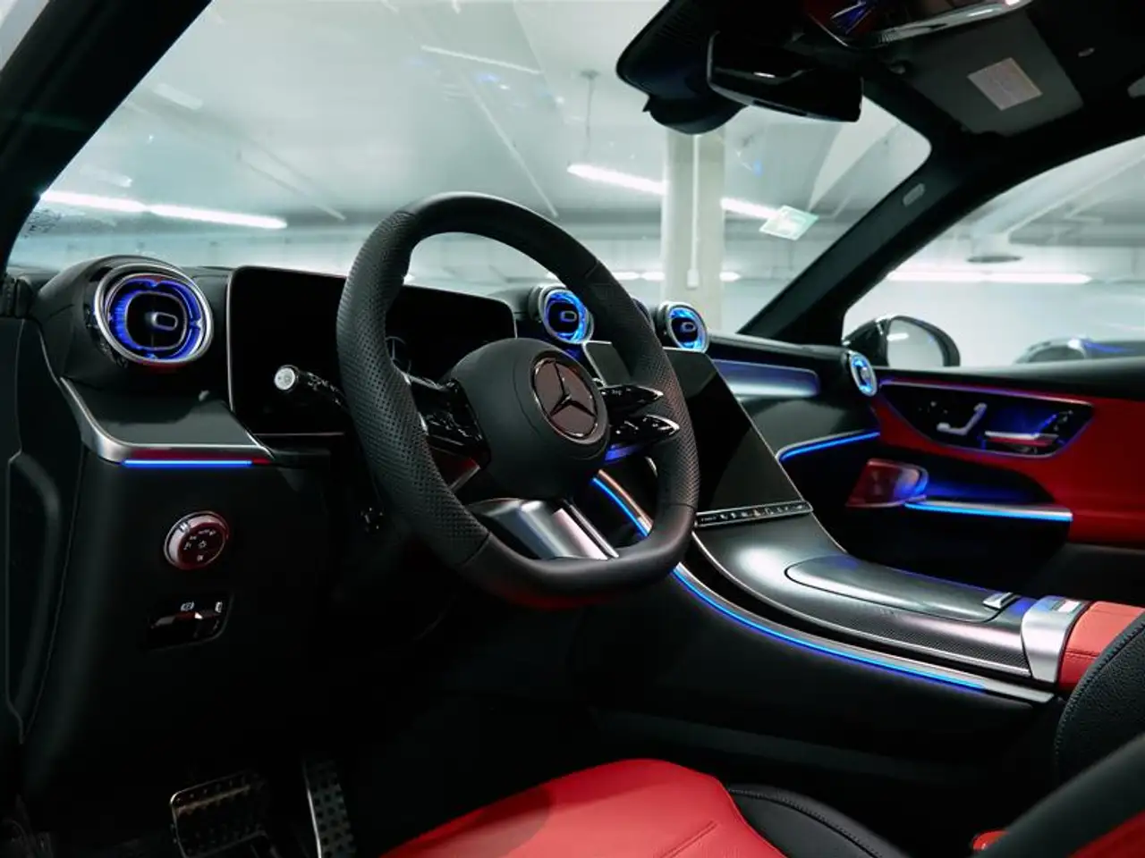 Mercedes-Benz GLC - Image 18