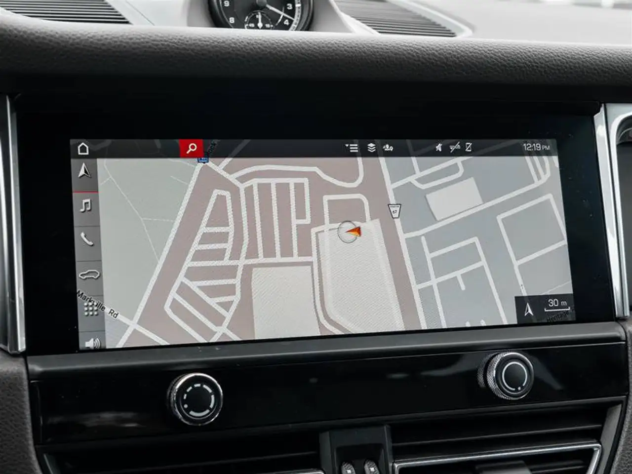 Porsche Macan - Image 33
