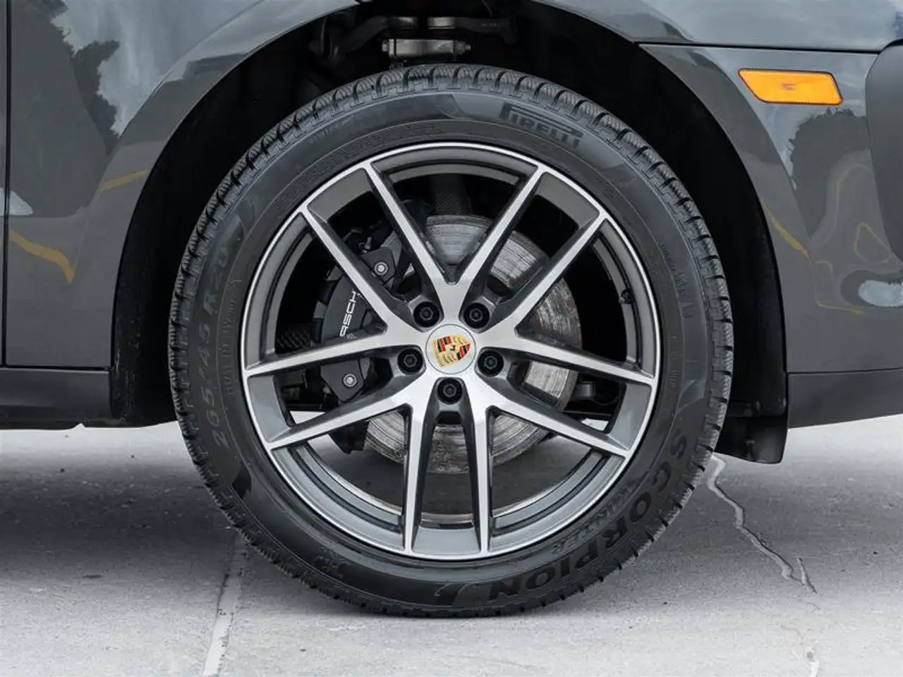 Porsche Macan - Image 15