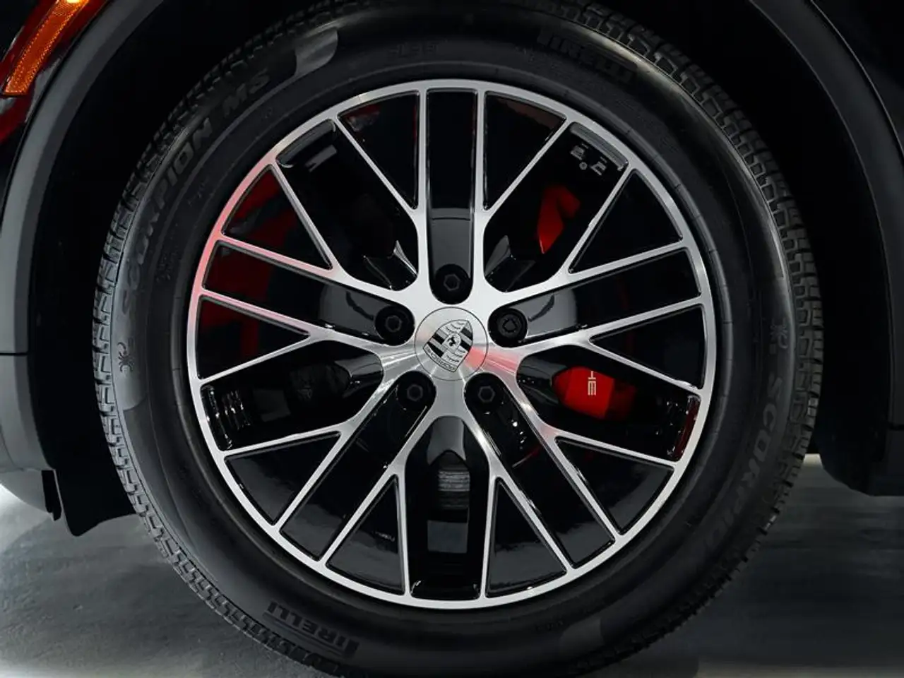 Porsche Macan - Image 7