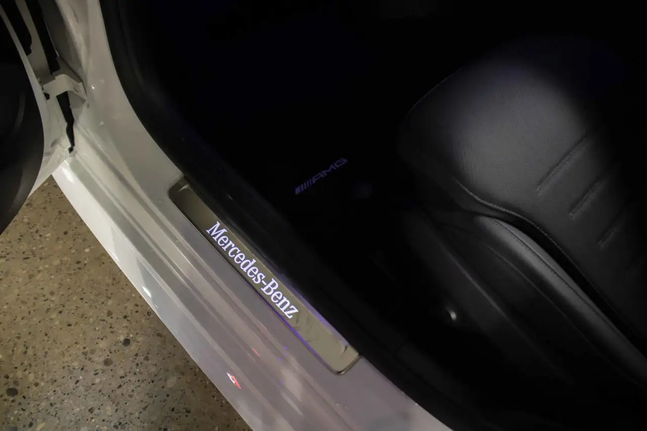 Mercedes-Benz C-Class - Image 20