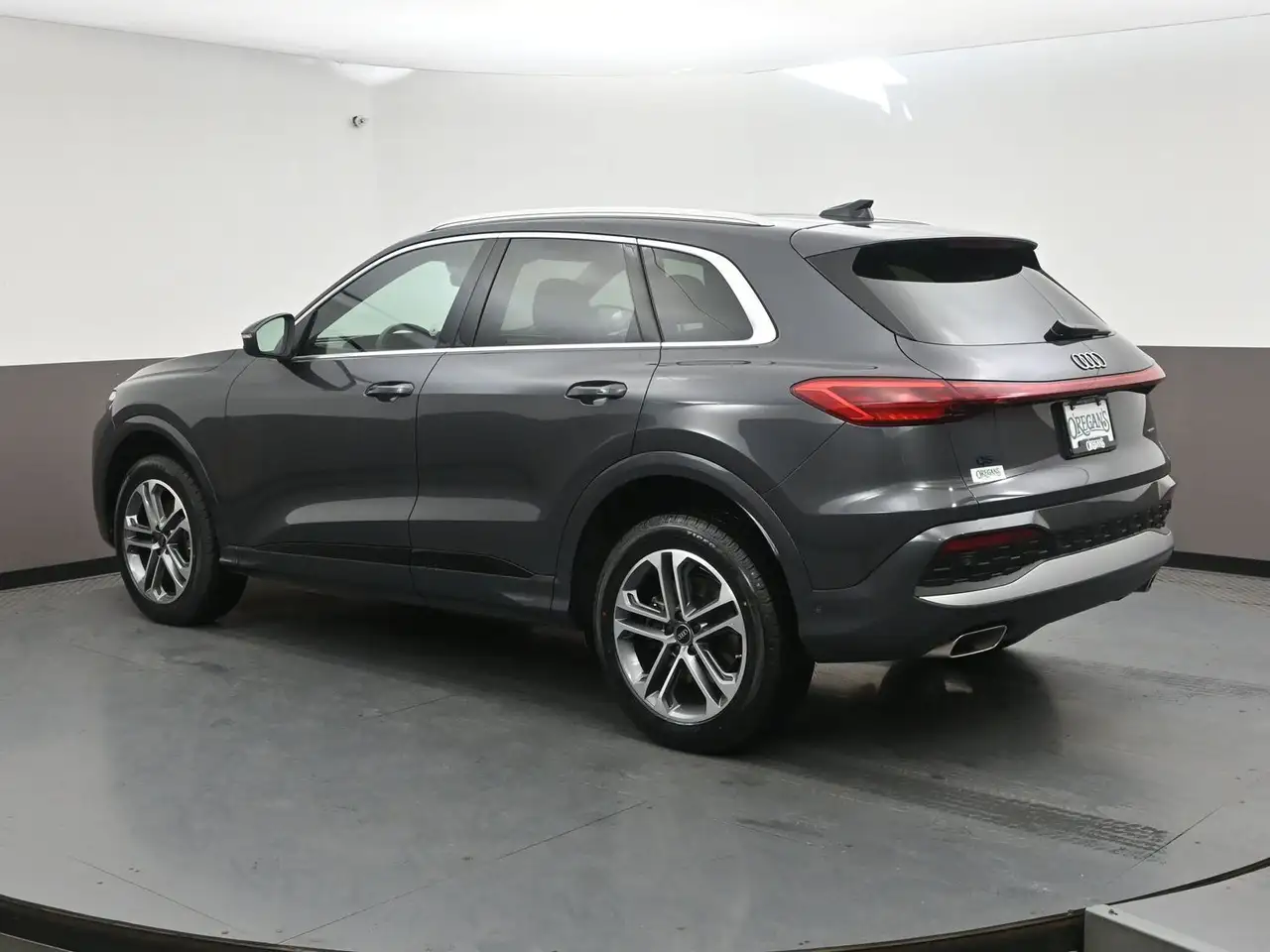 Audi Q5 - Image 41