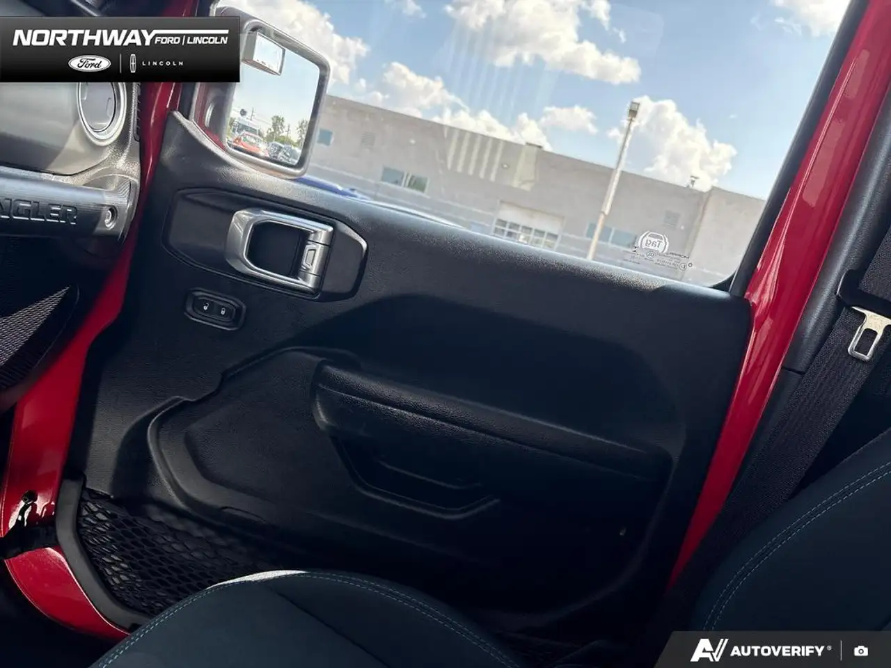 Jeep Wrangler - Image 23