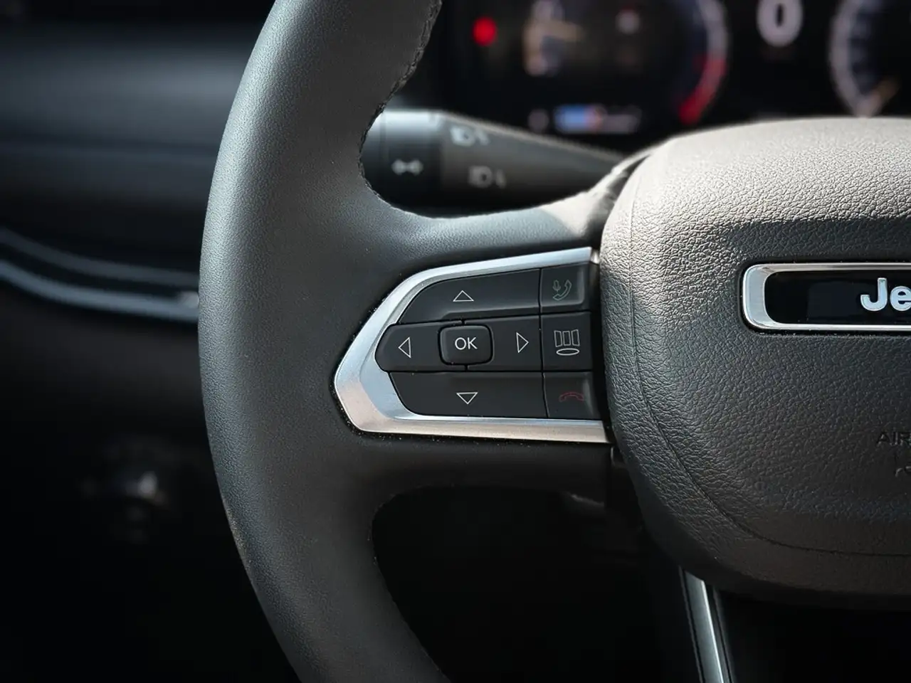 Jeep Compass - Image 15