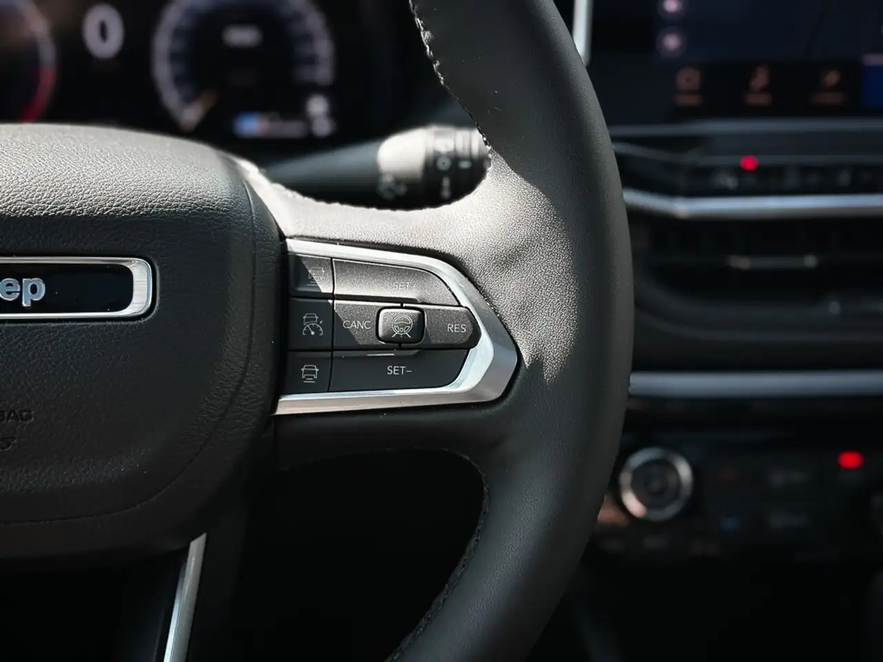 Jeep Compass - Image 17