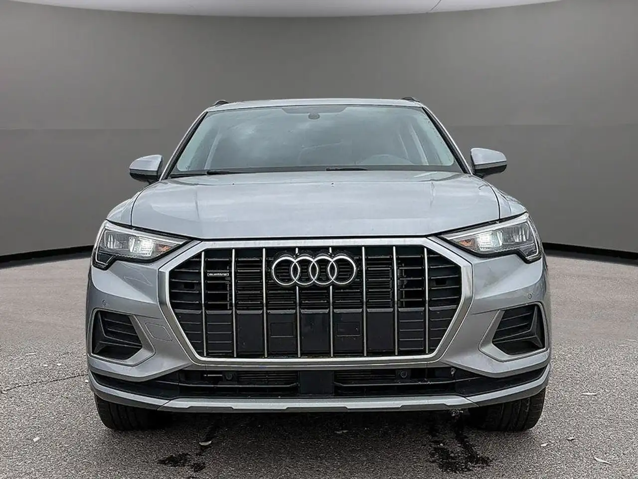 Audi Q3 - Image 2