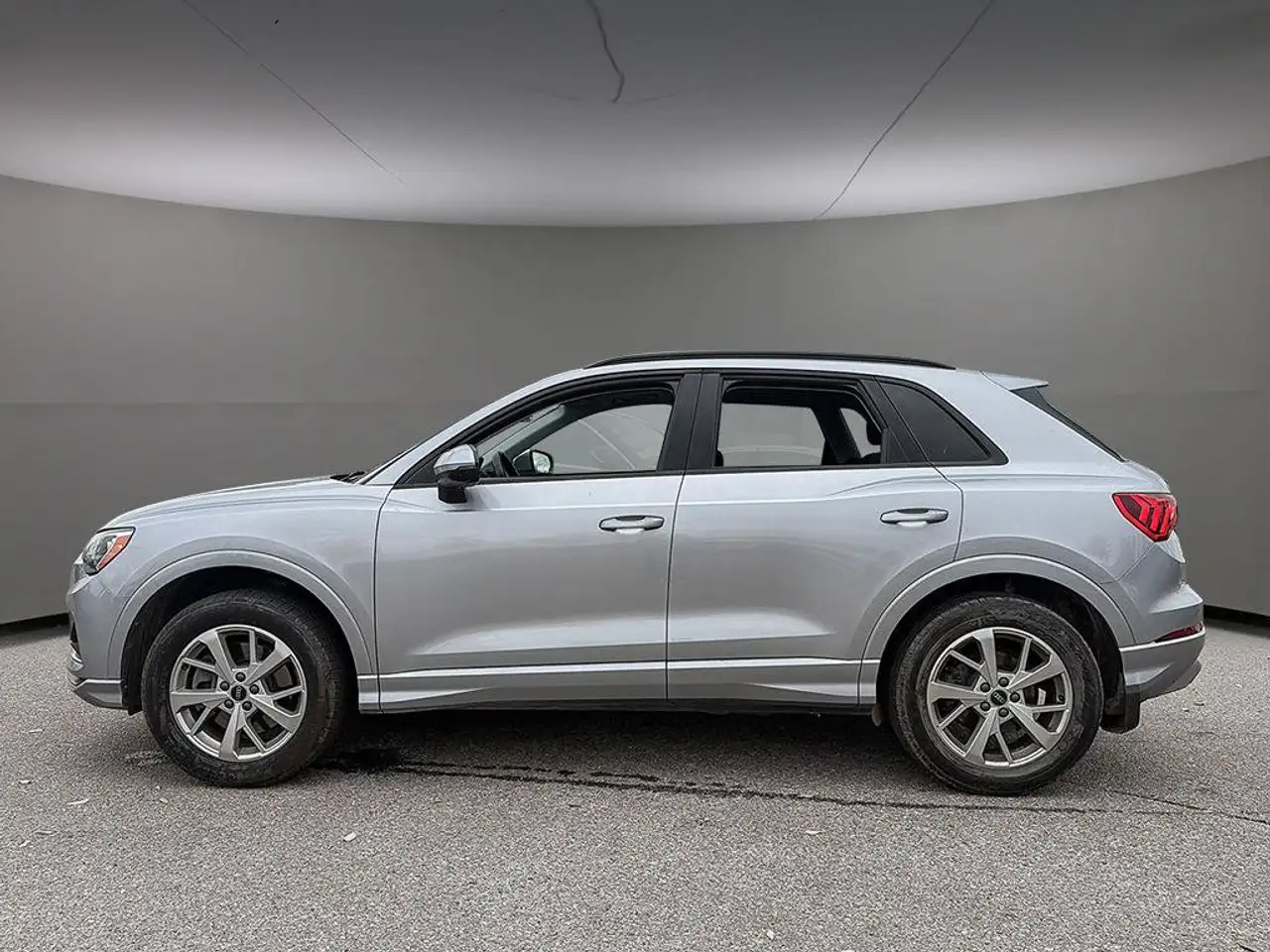 Audi Q3 - Image 4