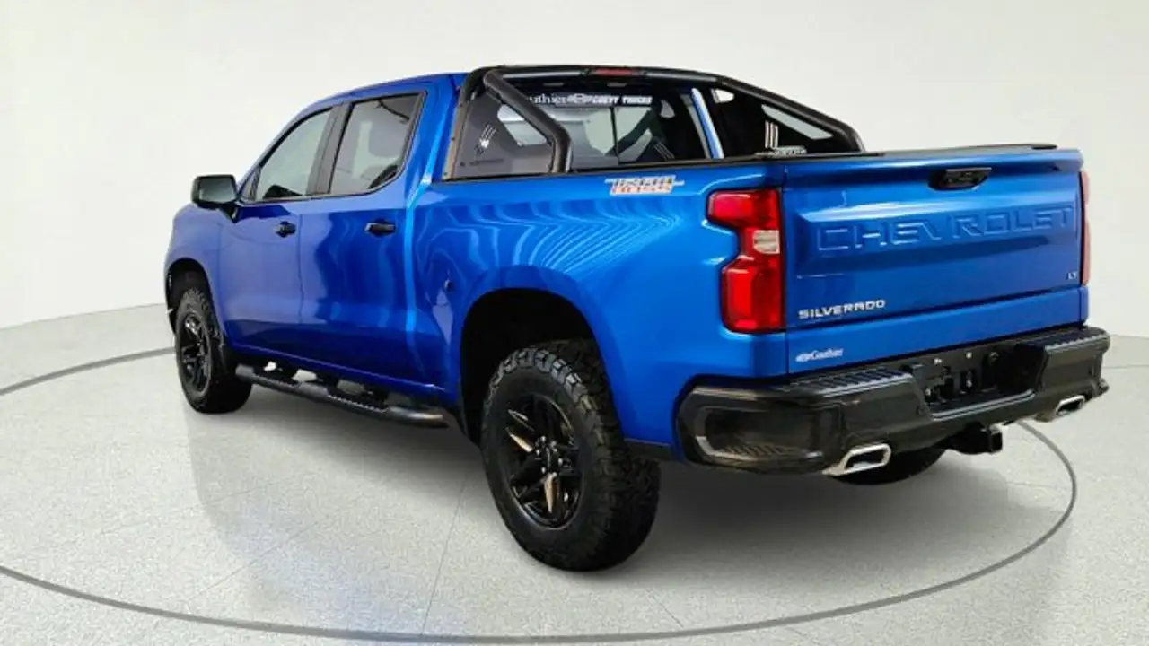 Chevrolet Silverado 1500 - Image 4