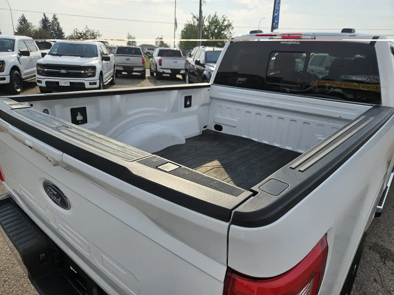 Ford F-150 - Image 27