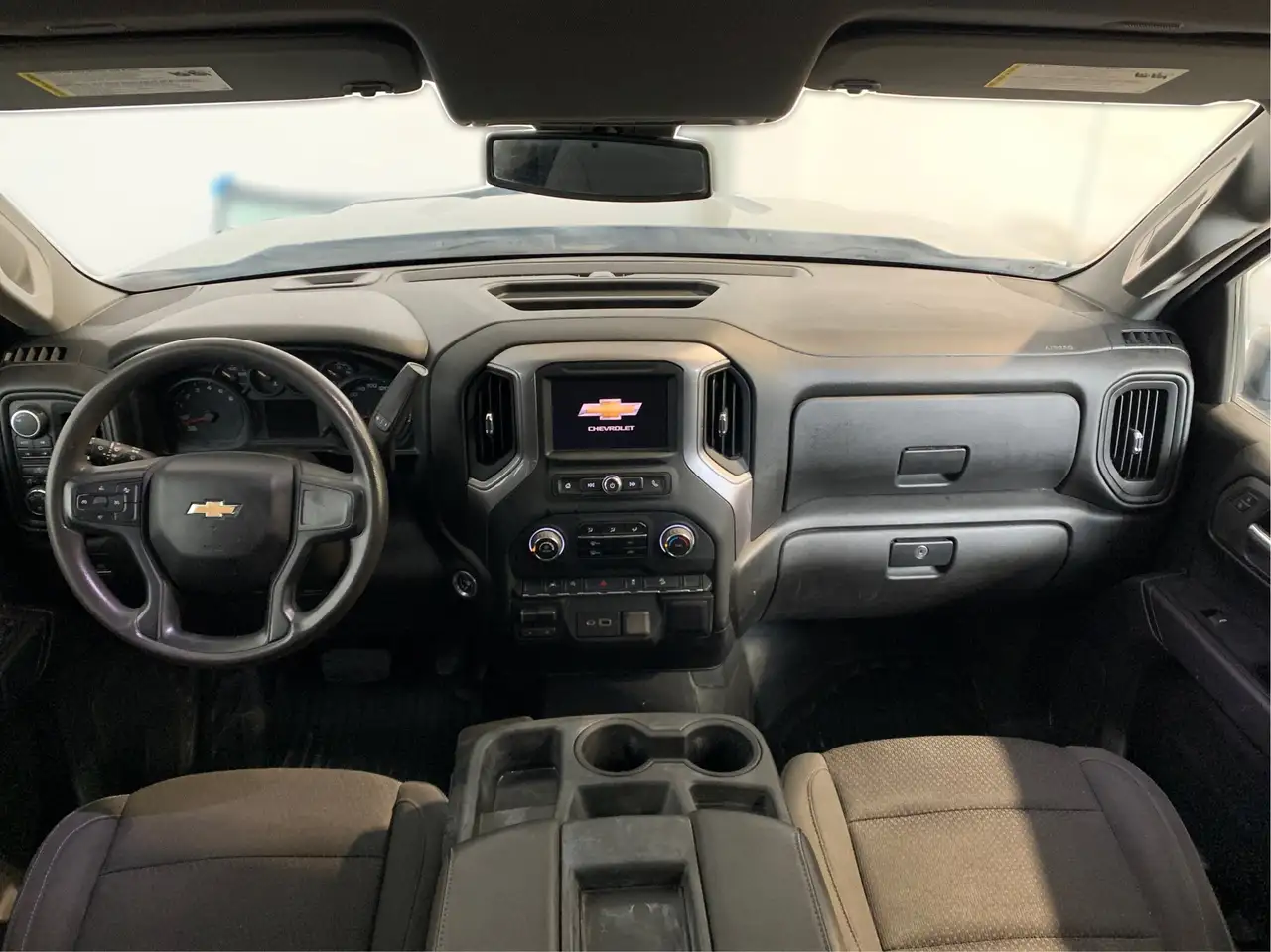 Chevrolet Silverado 1500 - Image 5