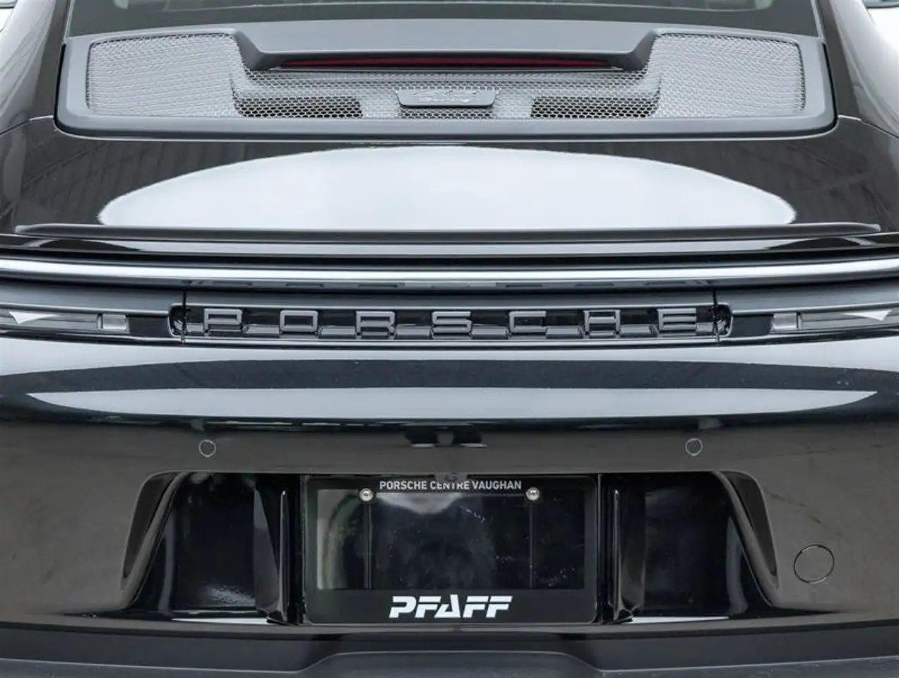 Porsche 911 - Image 20