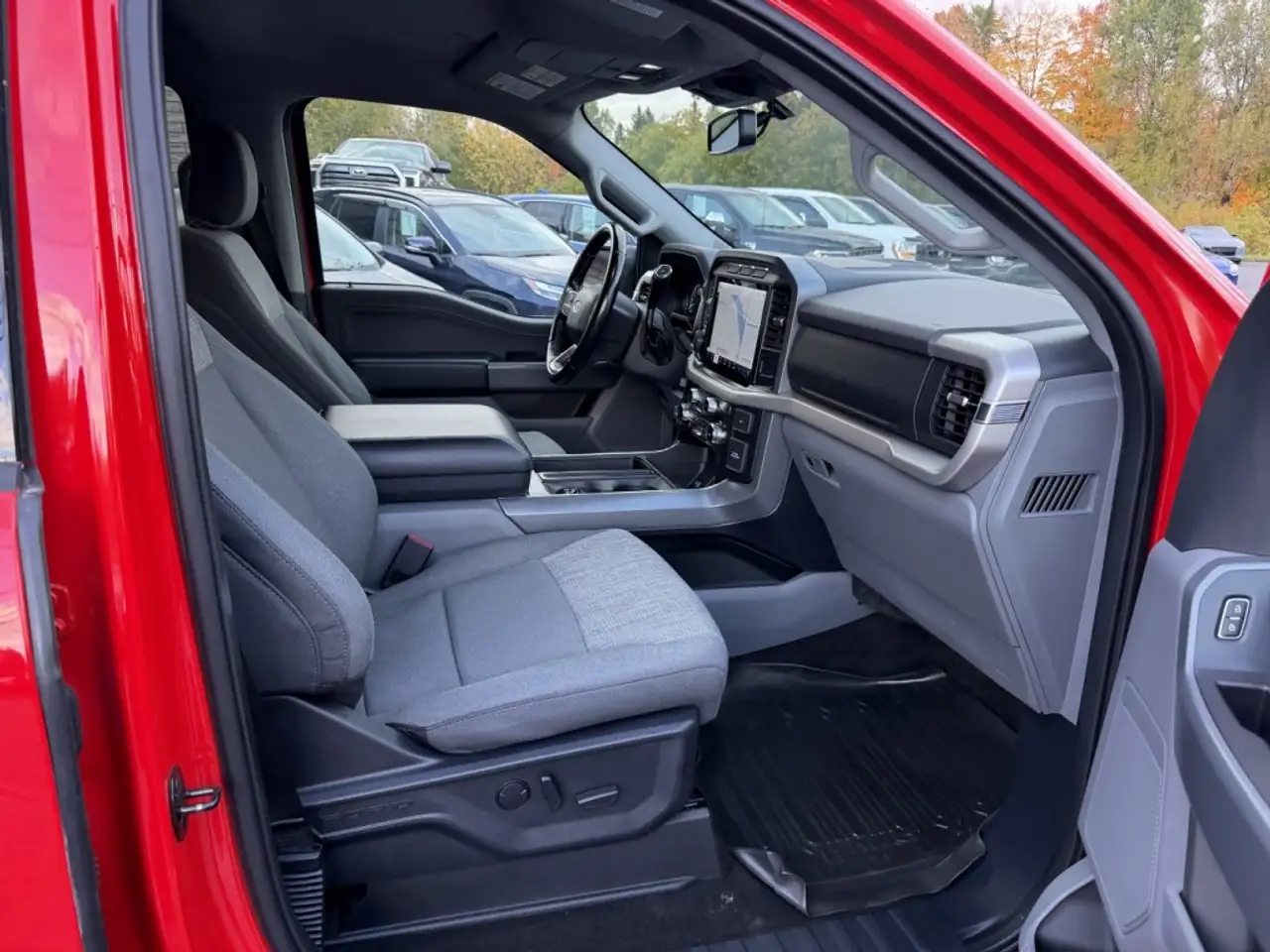 Ford F-150 - Image 31
