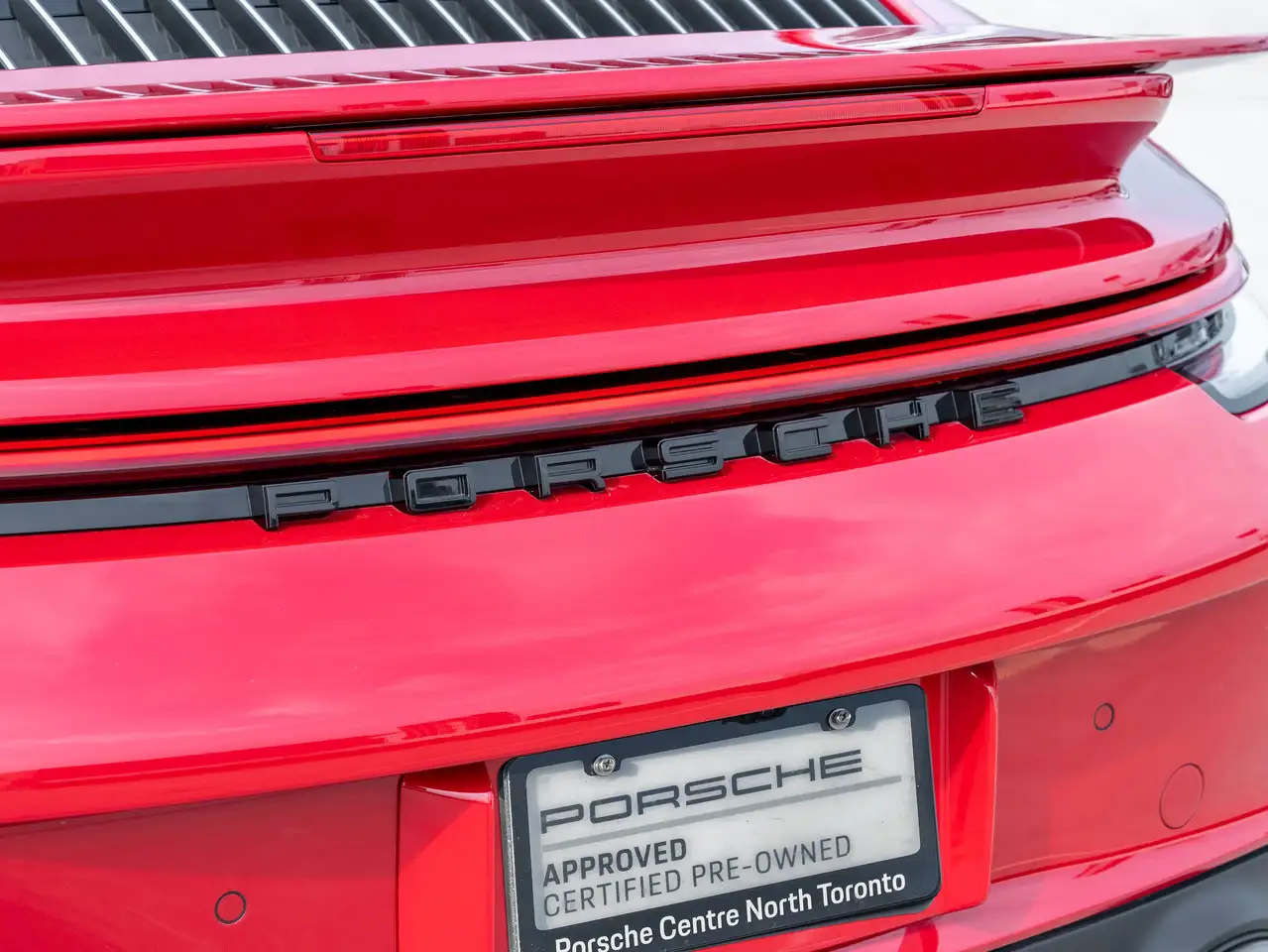 Porsche 911 - Image 17