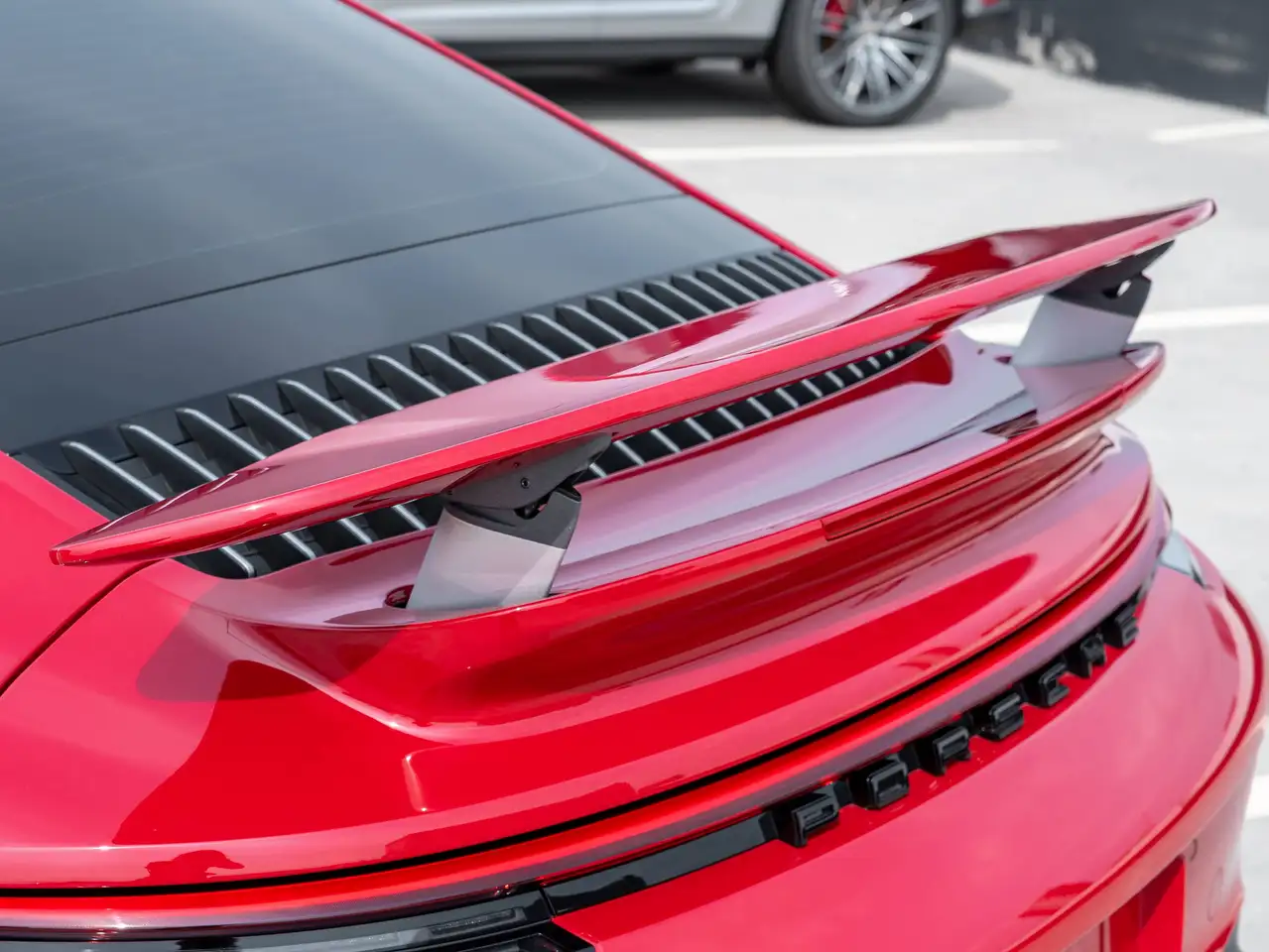 Porsche 911 - Image 14