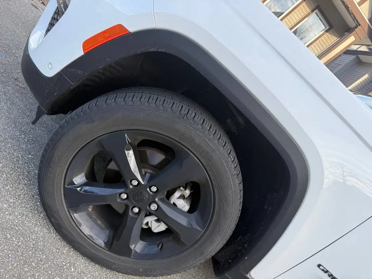 Jeep Grand Cherokee - Image 7