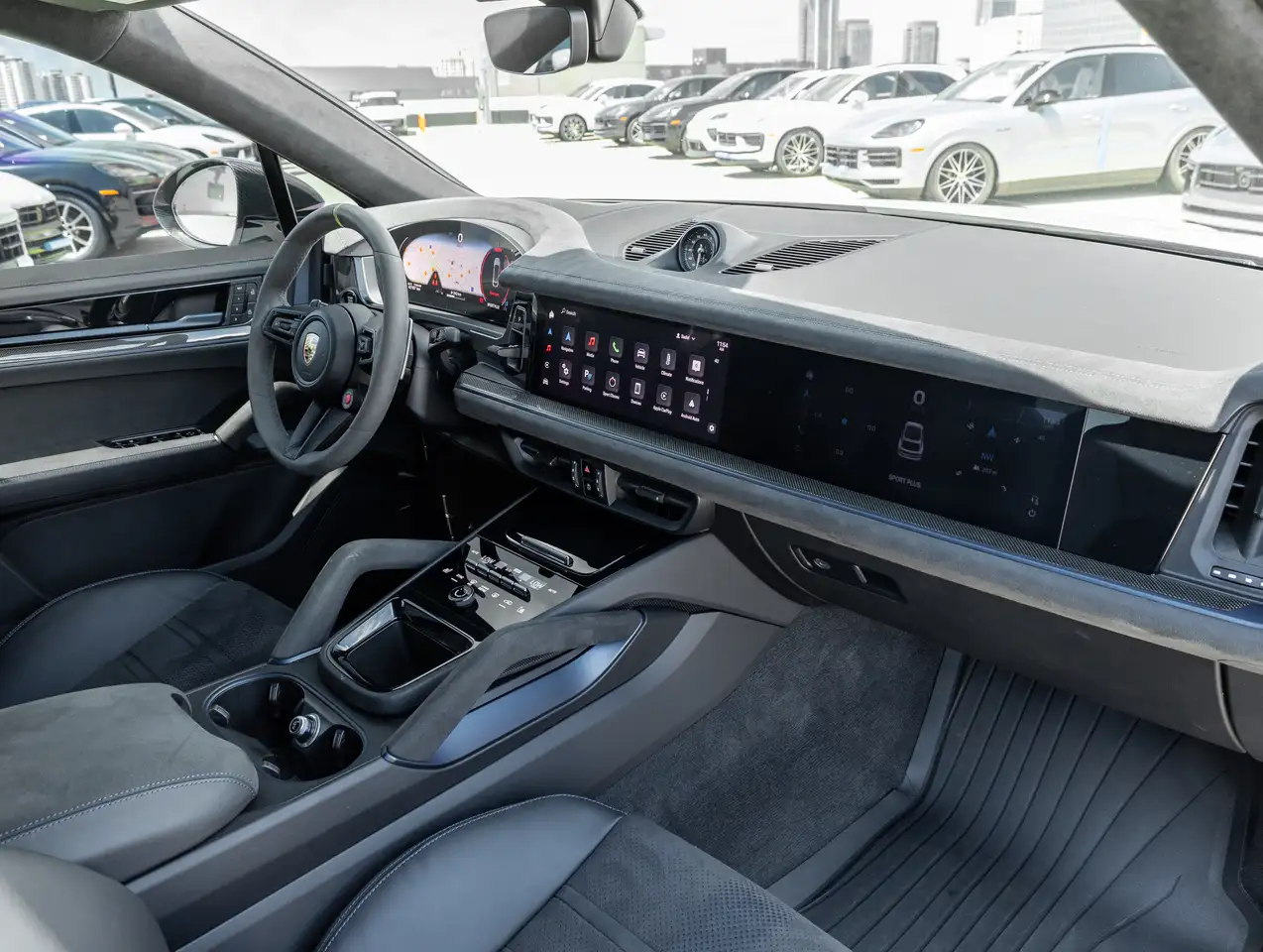 Porsche Cayenne - Image 37