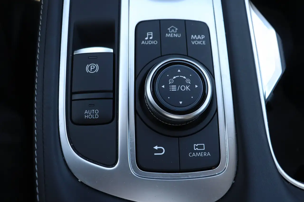 Infiniti QX60 - Image 30