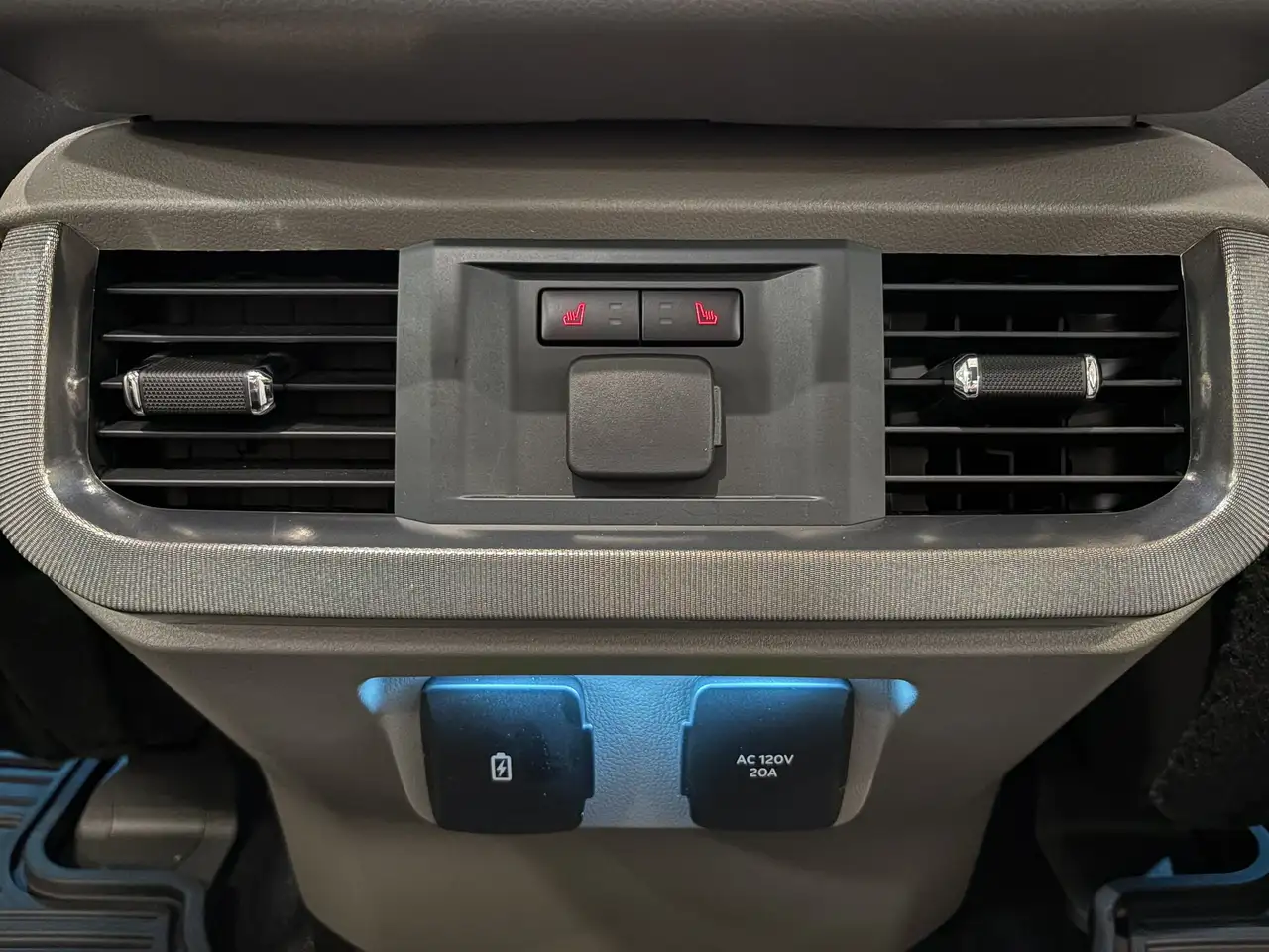 Ford F-150 - Image 13