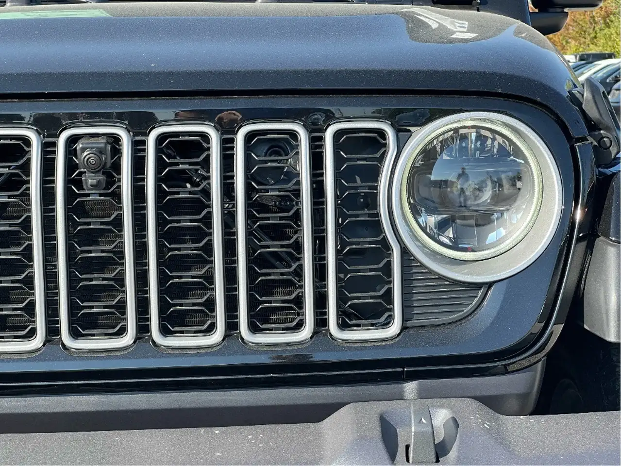 Jeep Wrangler - Image 12