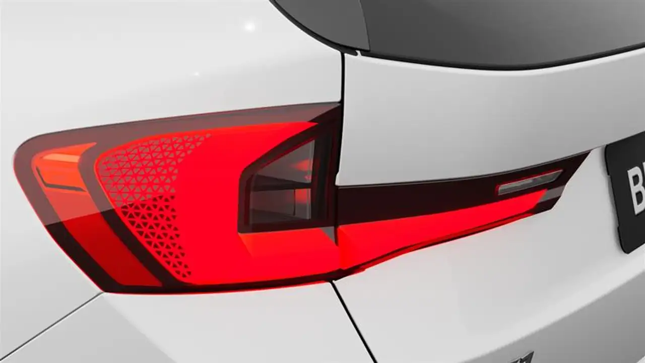 BMW X1 - Image 8