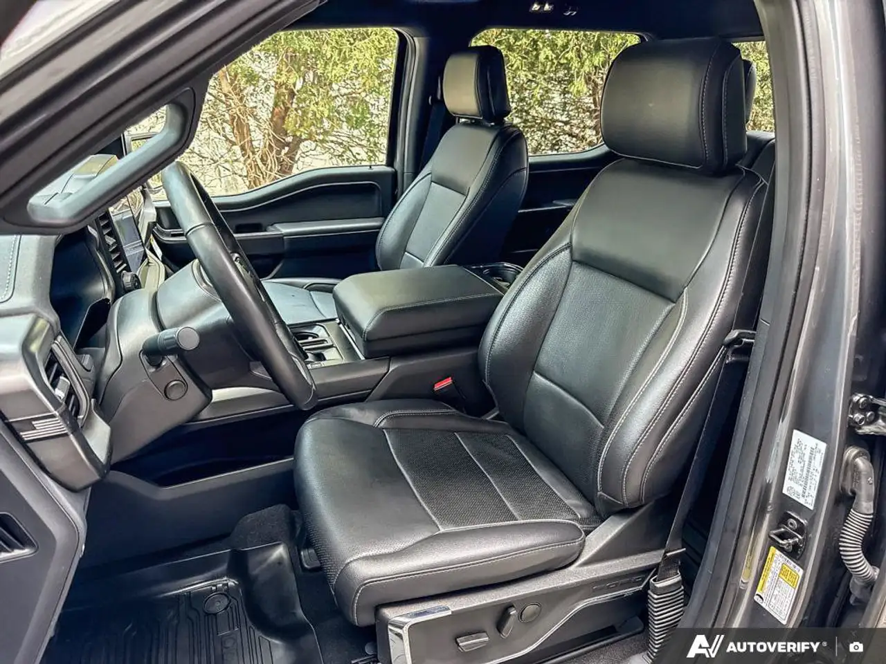 Ford F-150 - Image 26