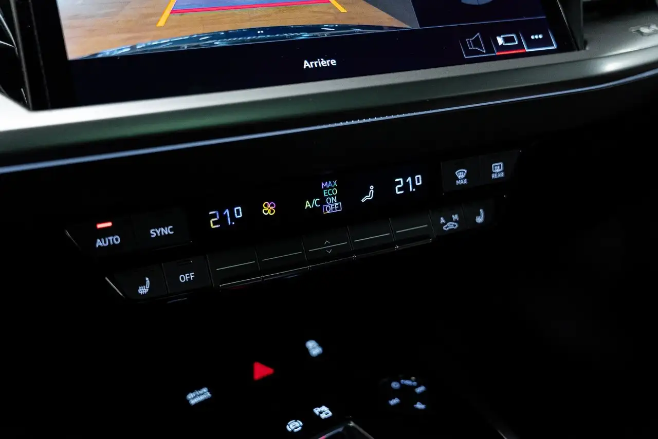 Audi Q4 e-tron - Image 16