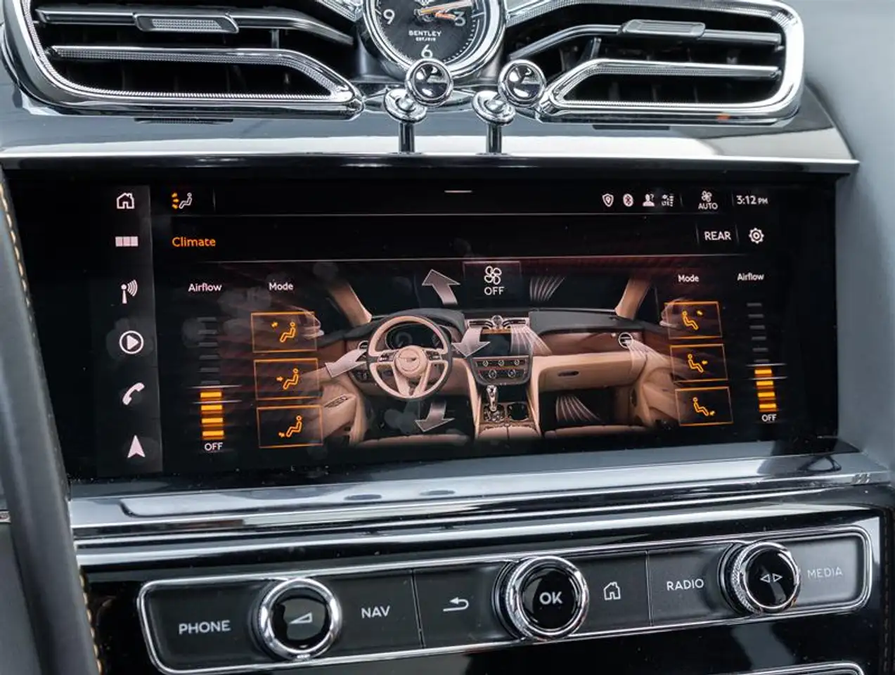 Bentley Bentayga - Image 28