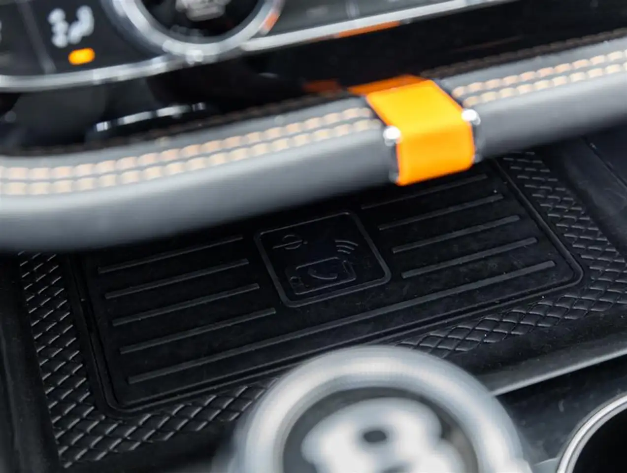 Bentley Bentayga - Image 26
