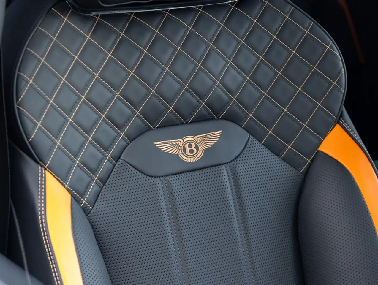 Bentley Bentayga - Image 34